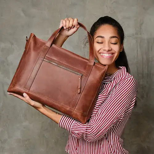 Leather Handcrafts In Dharavi